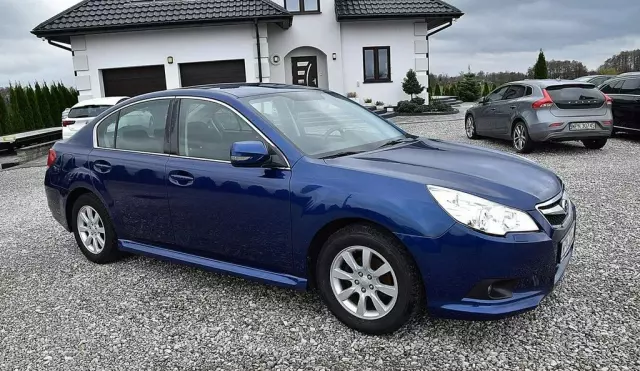 SUBARU Legacy 
