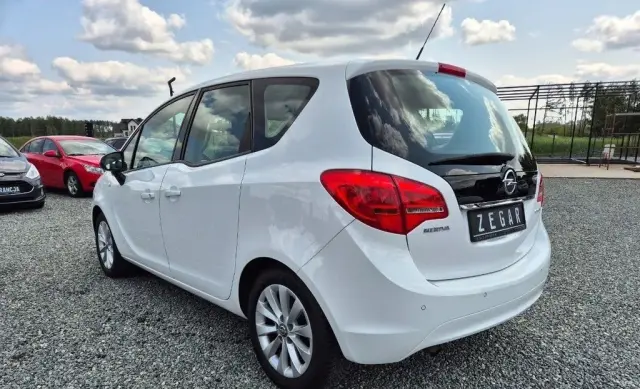 OPEL Meriva 