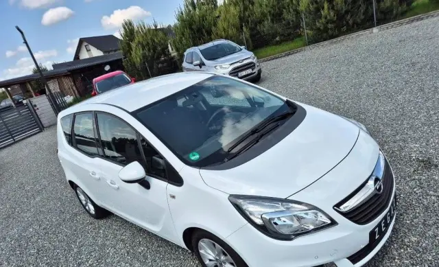 OPEL Meriva 