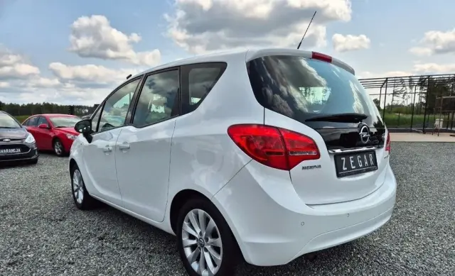 OPEL Meriva 