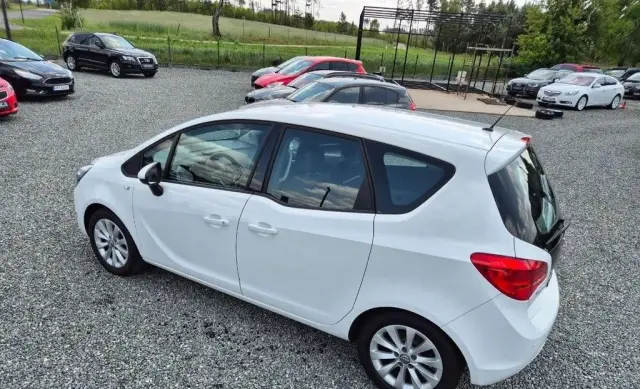 OPEL Meriva 