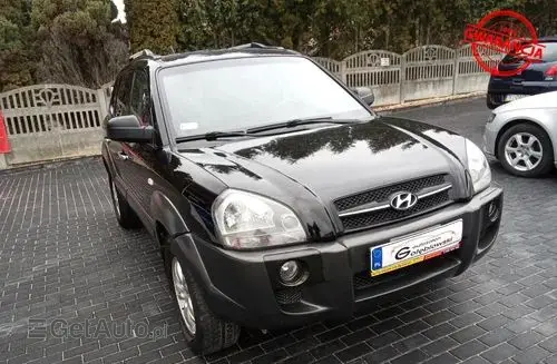 HYUNDAI Tucson 