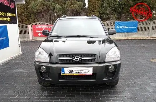 HYUNDAI Tucson 