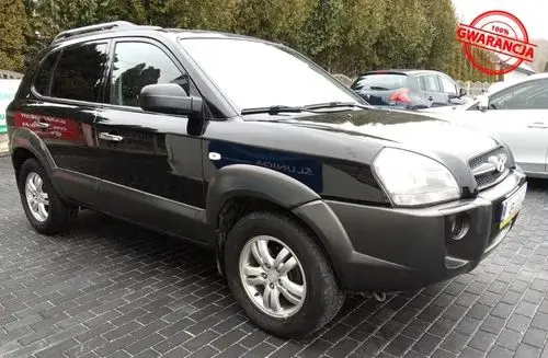 HYUNDAI Tucson 