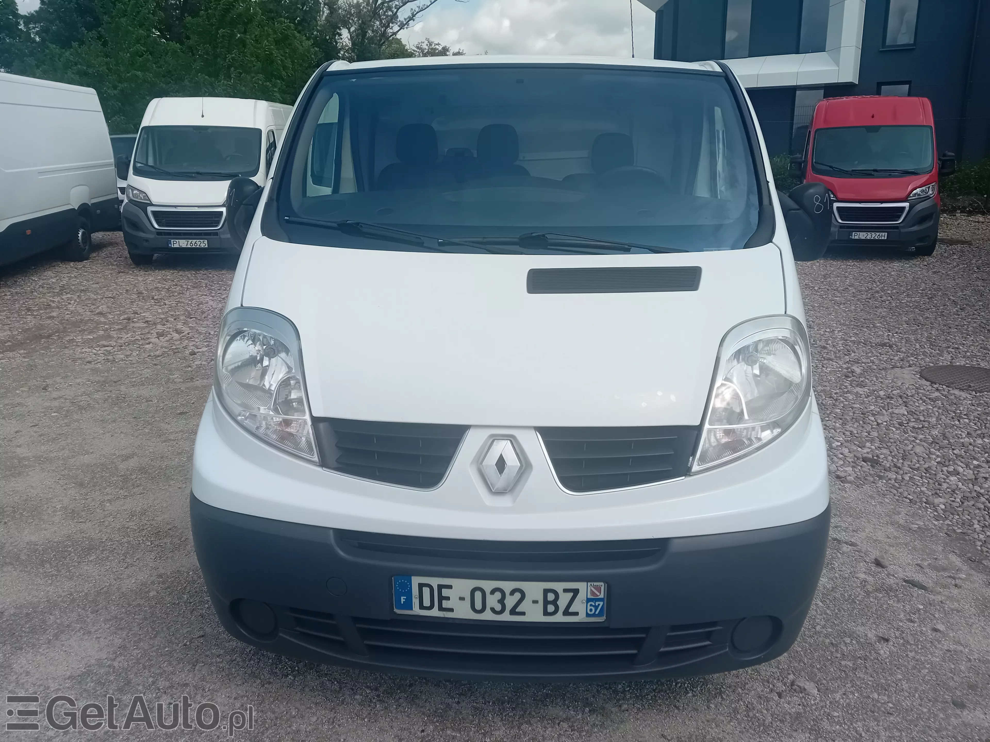 RENAULT Trafic 