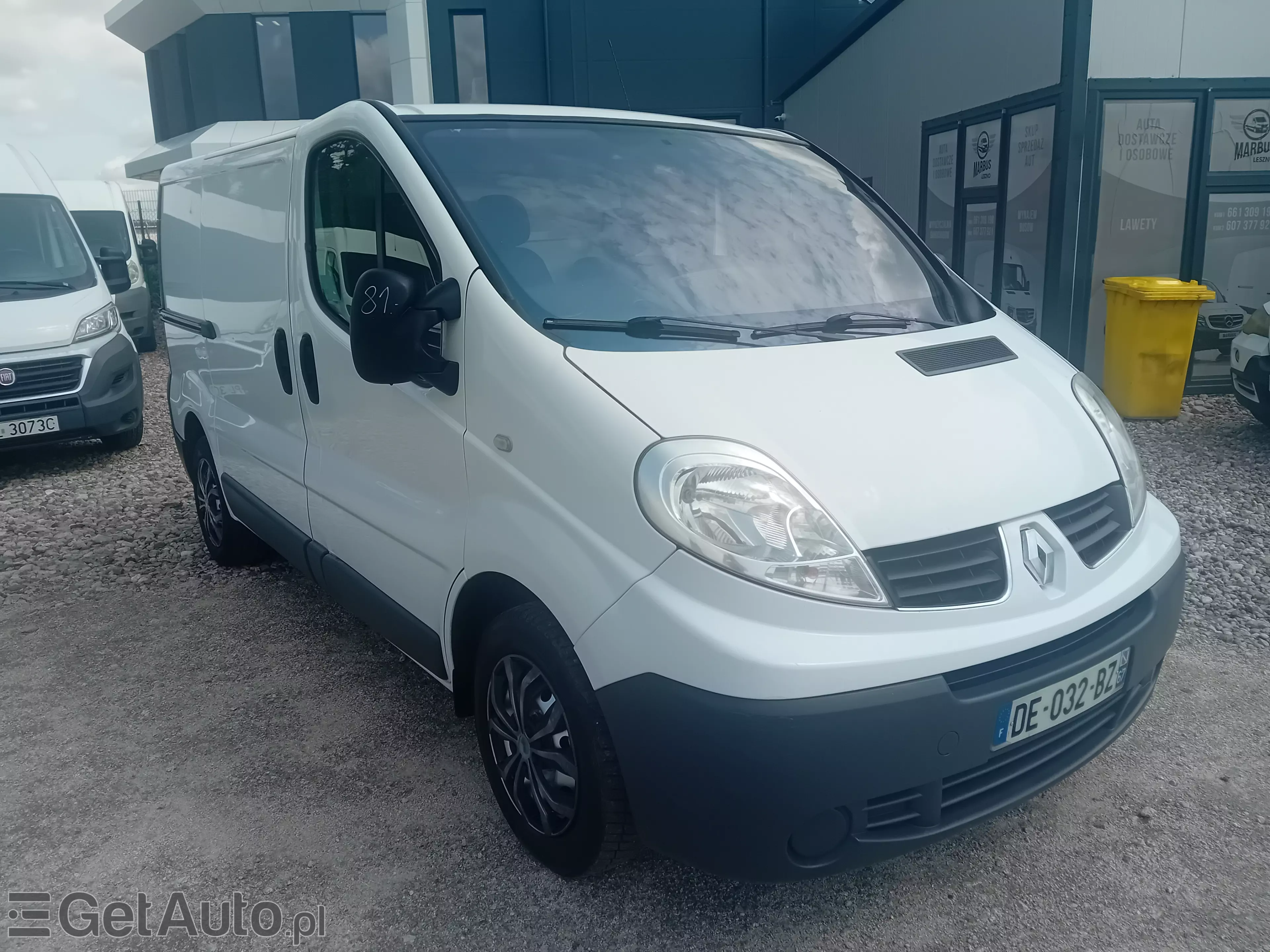 RENAULT Trafic 