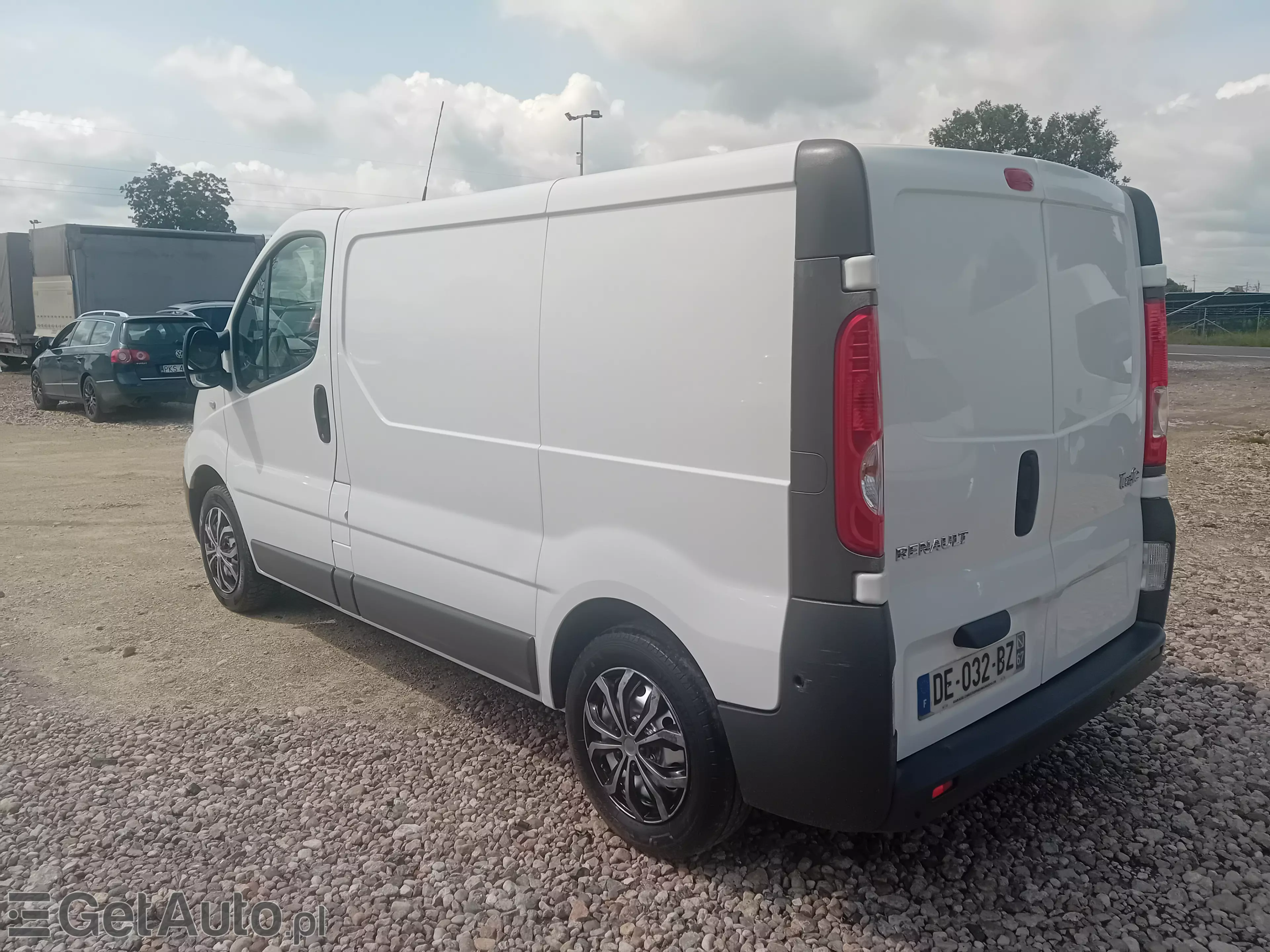 RENAULT Trafic 