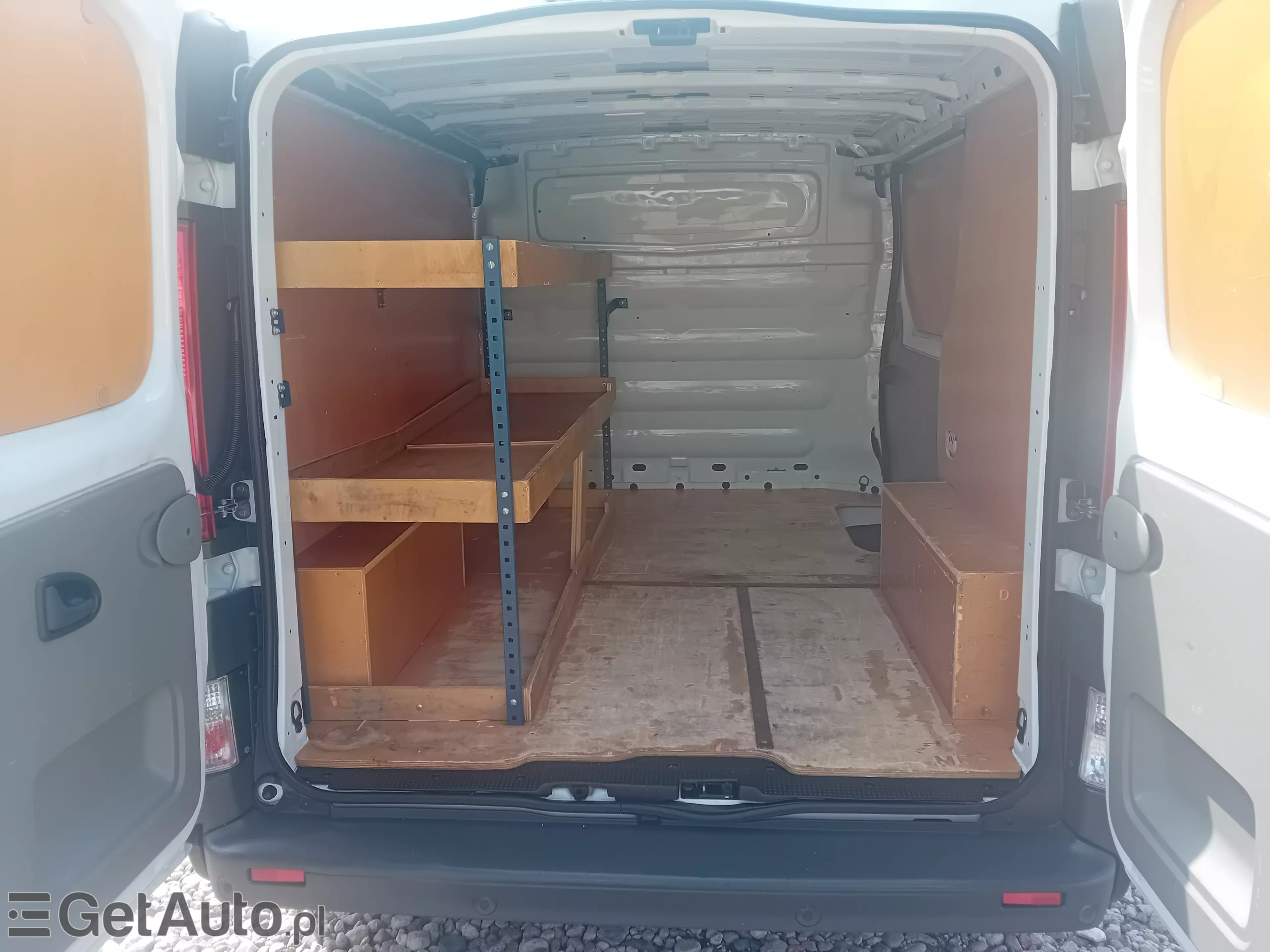 RENAULT Trafic 