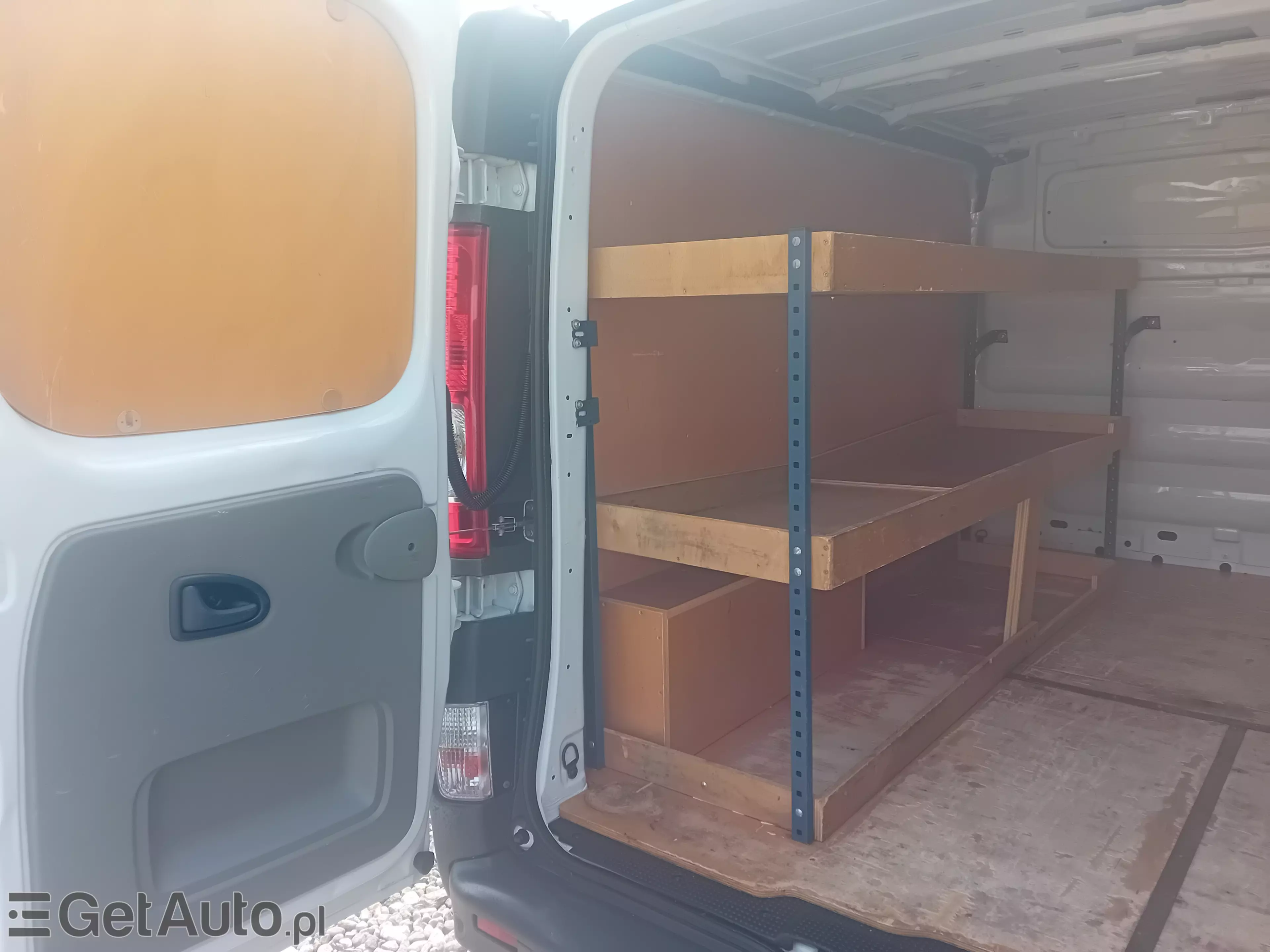 RENAULT Trafic 