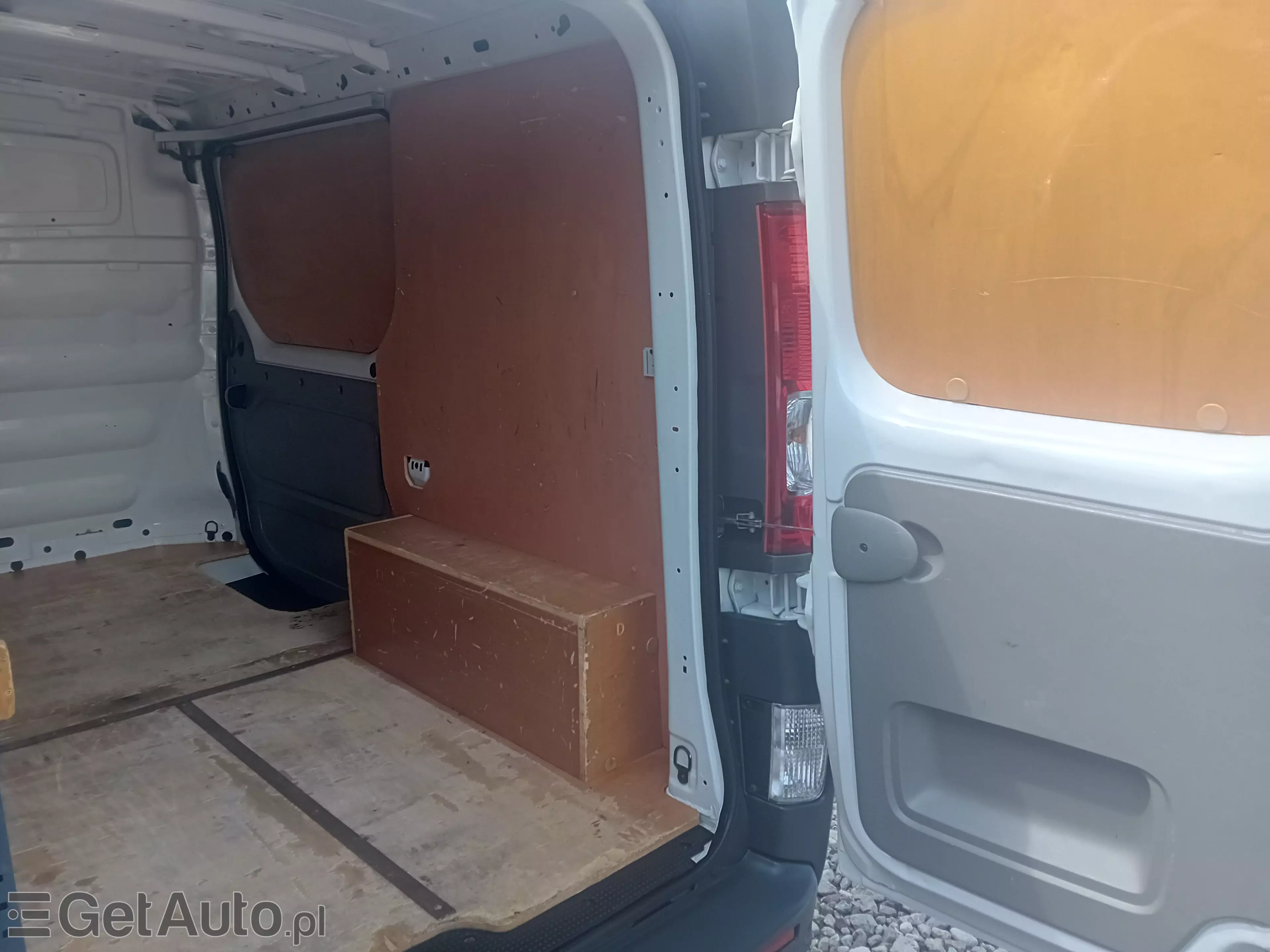 RENAULT Trafic 