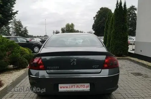 PEUGEOT 407 