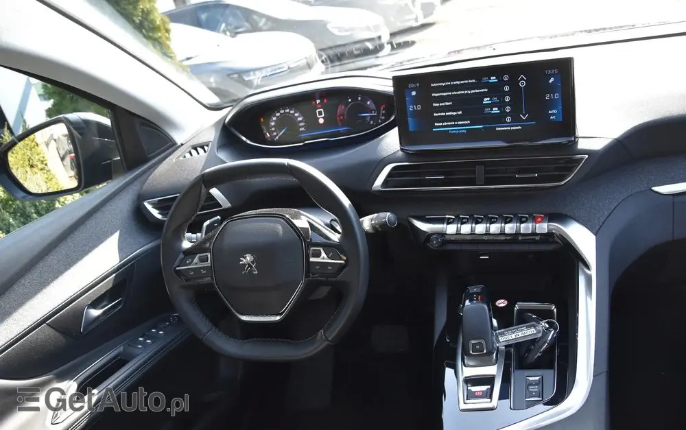 PEUGEOT 3008 BlueHDi 130 Stop & Start EAT8 Allure Pack