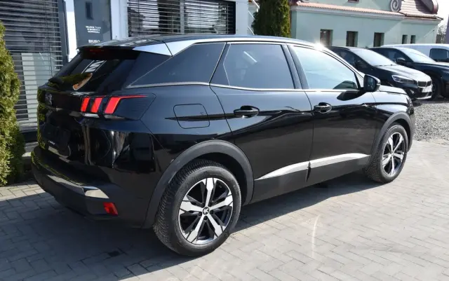 PEUGEOT 3008 BlueHDi 130 Stop & Start EAT8 Allure Pack