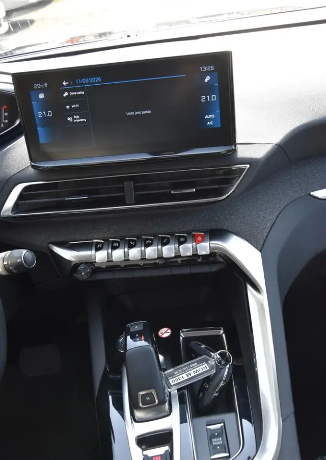 PEUGEOT 3008 BlueHDi 130 Stop & Start EAT8 Allure Pack