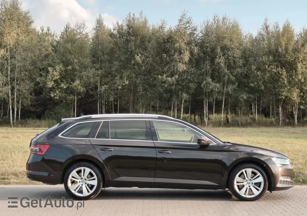 SKODA Superb 2.0 TSI 4x4 Style DSG