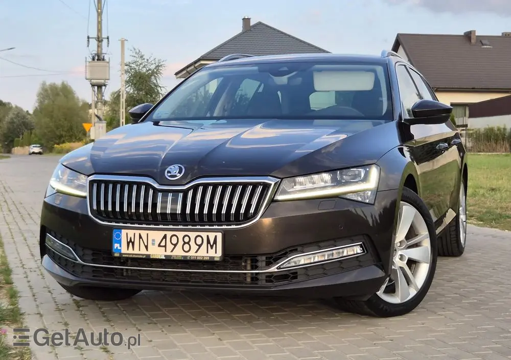 SKODA Superb 2.0 TSI 4x4 Style DSG