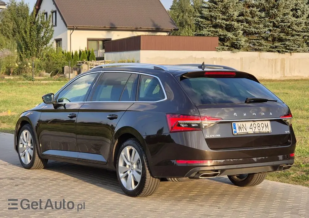 SKODA Superb 2.0 TSI 4x4 Style DSG