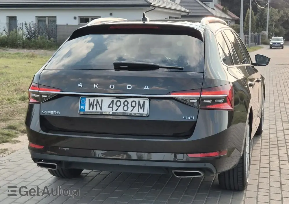 SKODA Superb 2.0 TSI 4x4 Style DSG