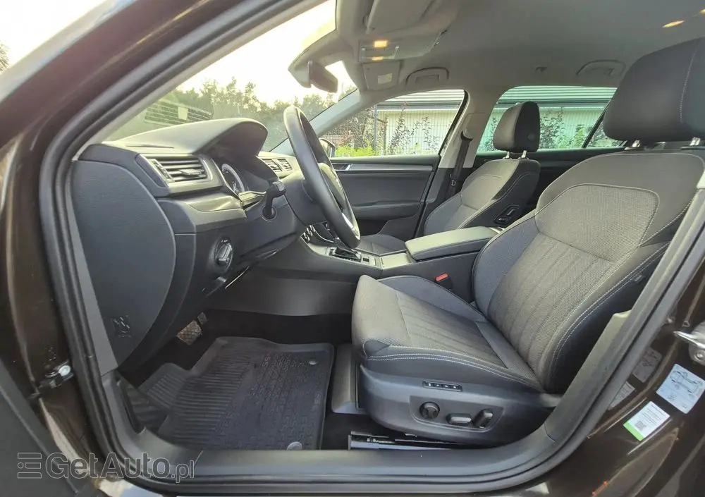 SKODA Superb 2.0 TSI 4x4 Style DSG