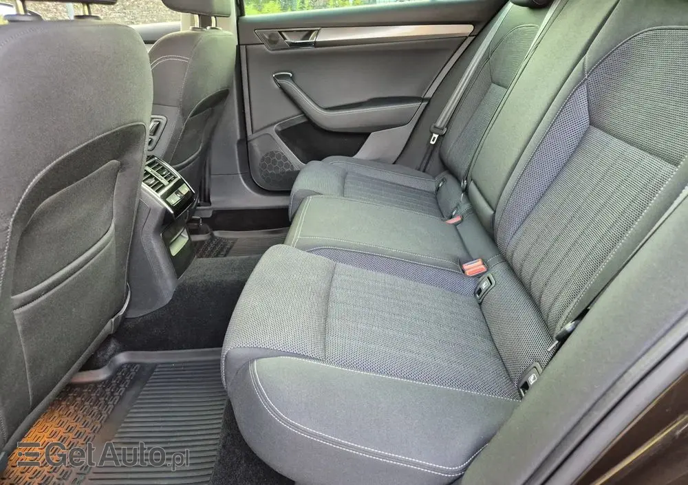 SKODA Superb 2.0 TSI 4x4 Style DSG