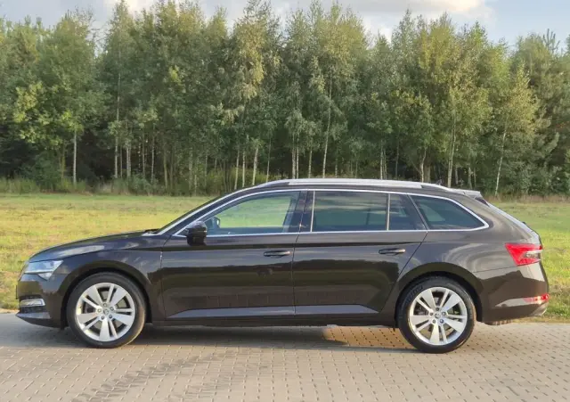 SKODA Superb 2.0 TSI 4x4 Style DSG