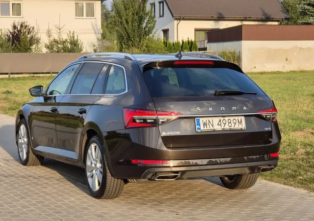 SKODA Superb 2.0 TSI 4x4 Style DSG