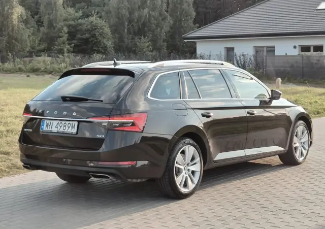 SKODA Superb 2.0 TSI 4x4 Style DSG