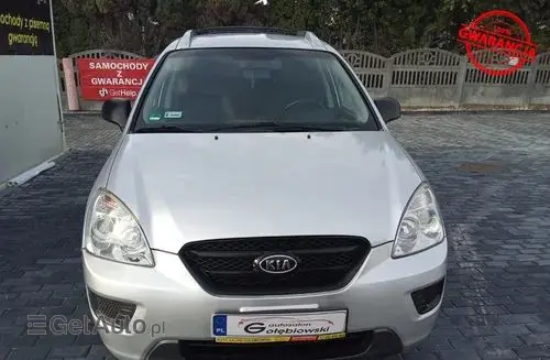 KIA Carens 