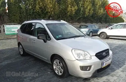 KIA Carens 