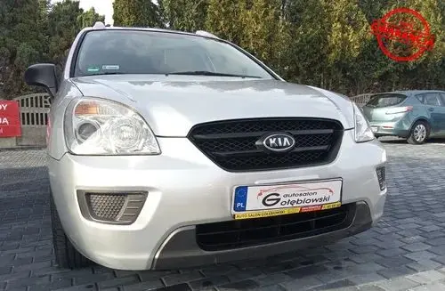 KIA Carens 