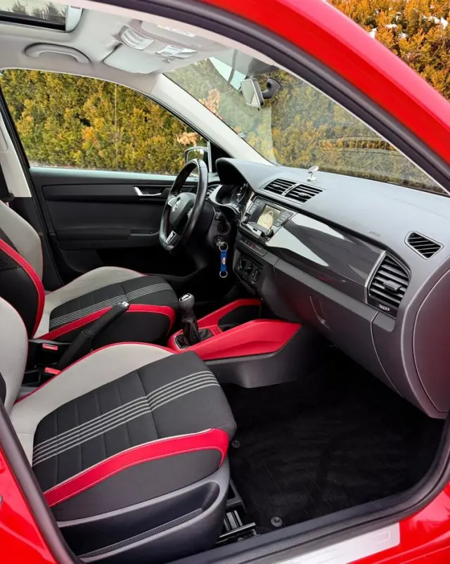 SKODA Fabia 1.0 Monte Carlo