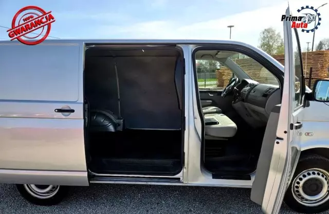 VOLKSWAGEN TRANSPORTER 