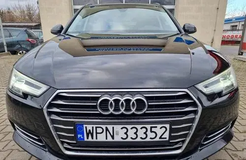 AUDI A4 