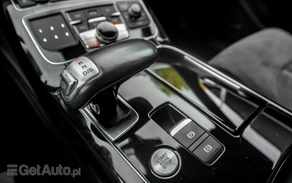 AUDI A8 3.0 TDI Quattro Progressive