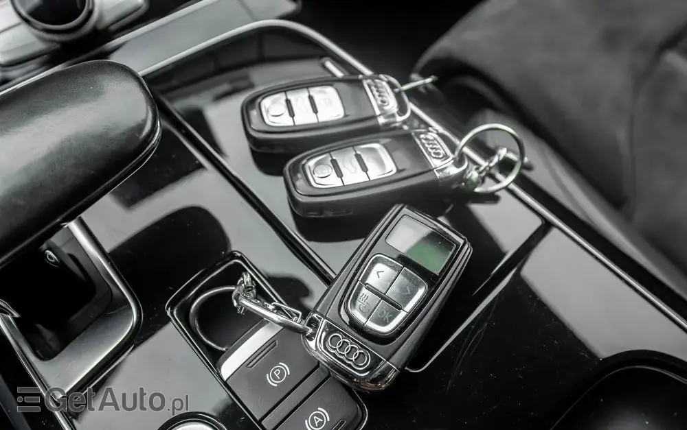 AUDI A8 3.0 TDI Quattro Progressive