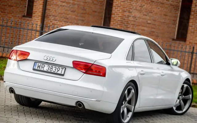 AUDI A8 3.0 TDI Quattro Progressive