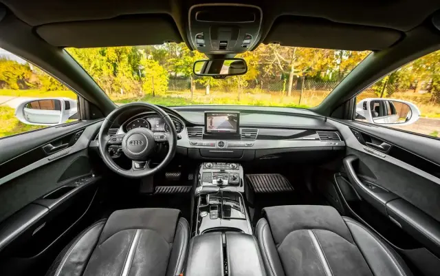 AUDI A8 3.0 TDI Quattro Progressive