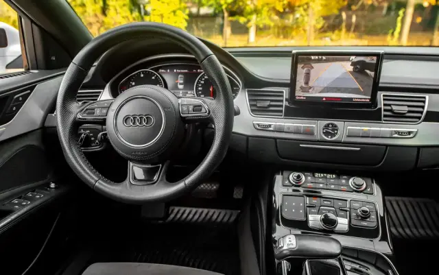 AUDI A8 3.0 TDI Quattro Progressive