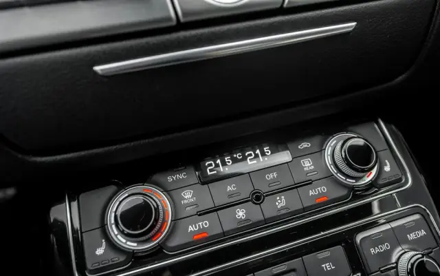 AUDI A8 3.0 TDI Quattro Progressive