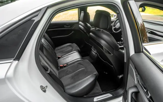 AUDI A8 3.0 TDI Quattro Progressive