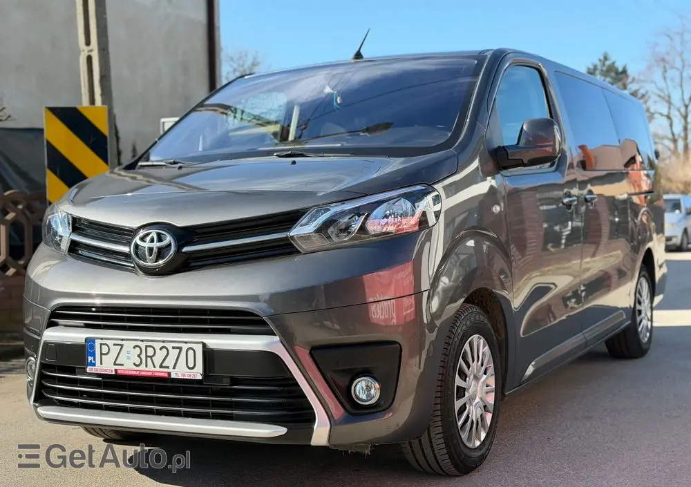 TOYOTA Proace Verso 