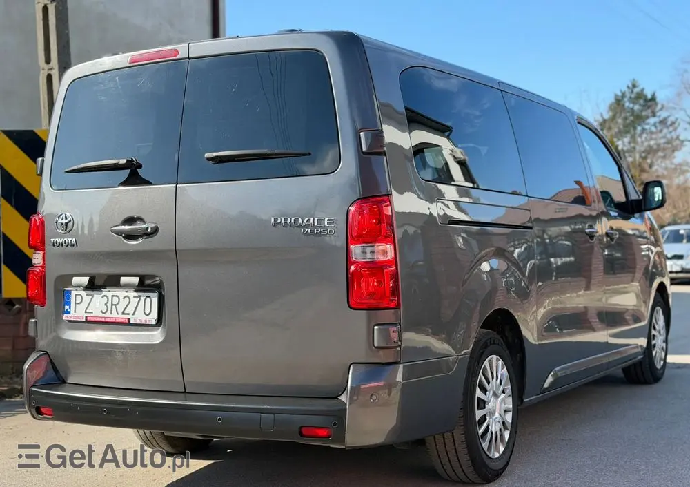 TOYOTA Proace Verso 