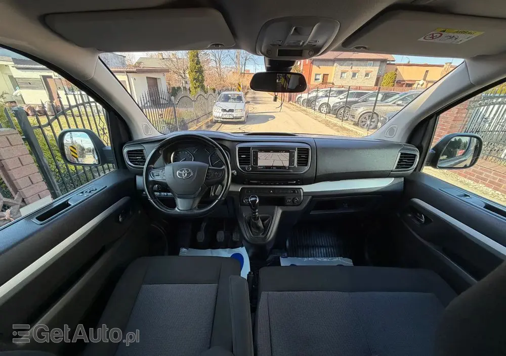 TOYOTA Proace Verso 