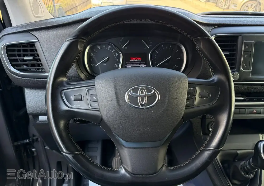 TOYOTA Proace Verso 