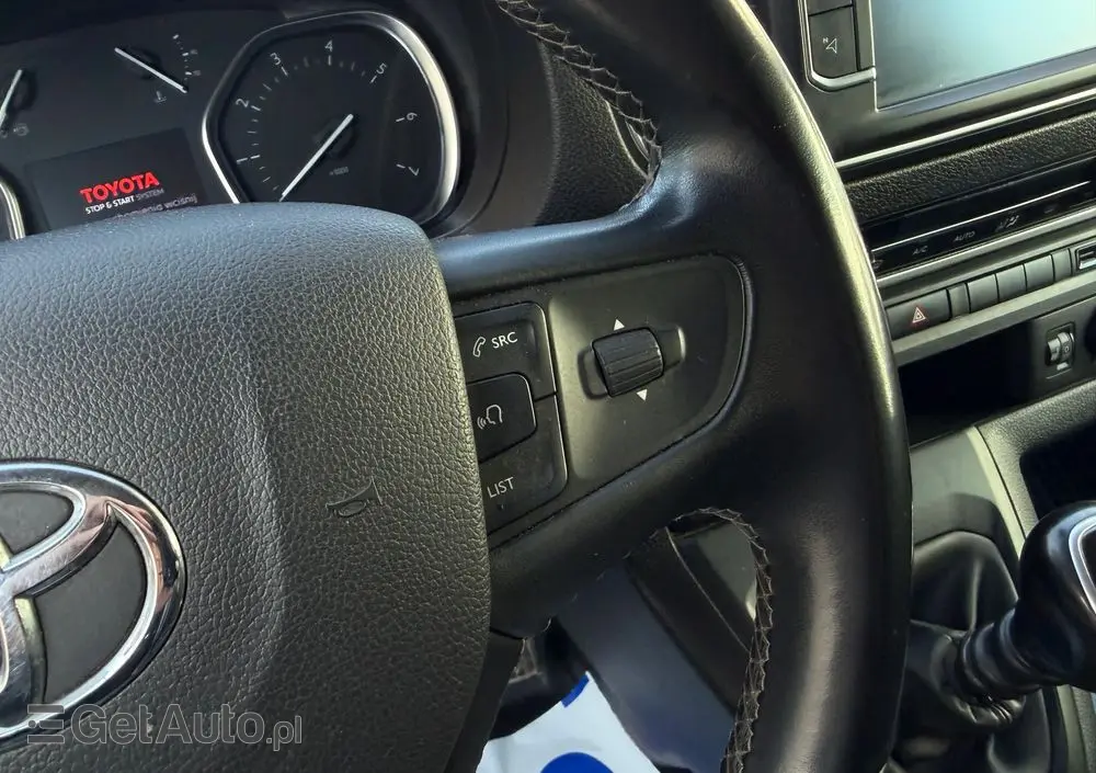 TOYOTA Proace Verso 