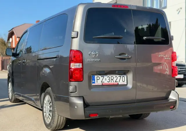 TOYOTA Proace Verso 