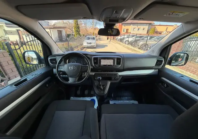 TOYOTA Proace Verso 