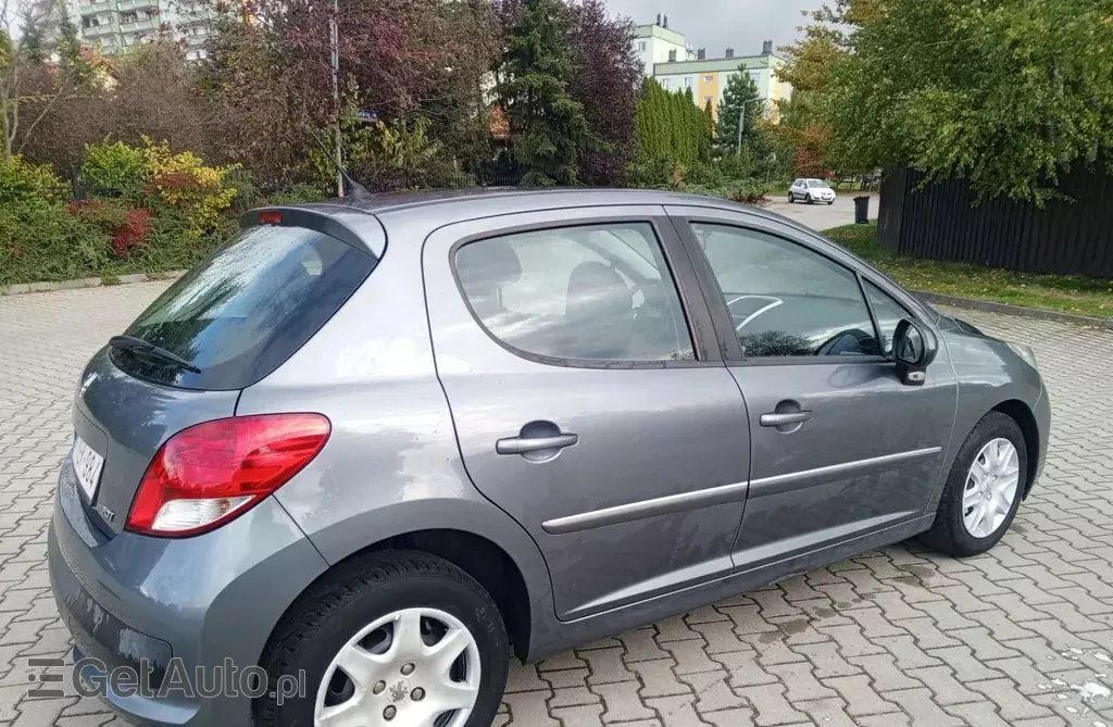 PEUGEOT 207 1.4 VTi (95 KM)