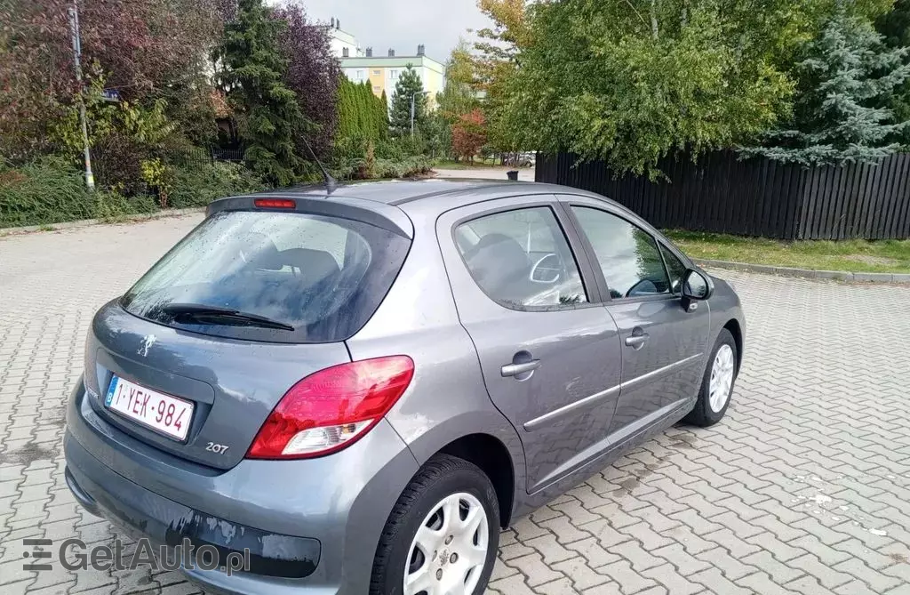 PEUGEOT 207 1.4 VTi (95 KM)