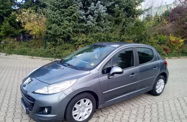 PEUGEOT 207 1.4 VTi (95 KM)
